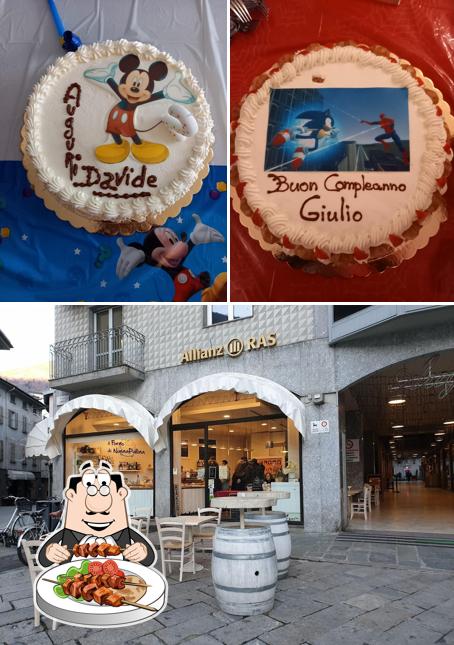 Questa è la foto che mostra la cibo e esterno di Pasticceria Ortelli Sondrio
