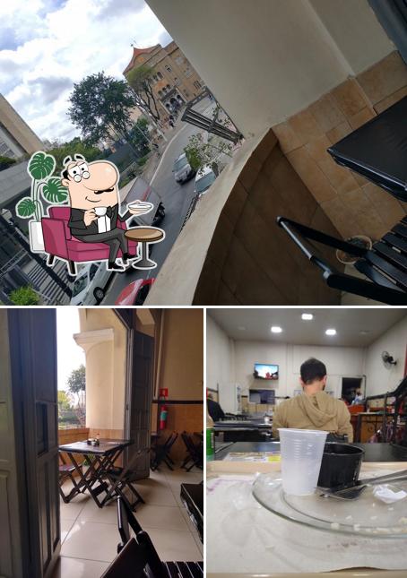 Entre diversos coisas, interior e exterior podem ser encontrados a Recanto Comida Caseira