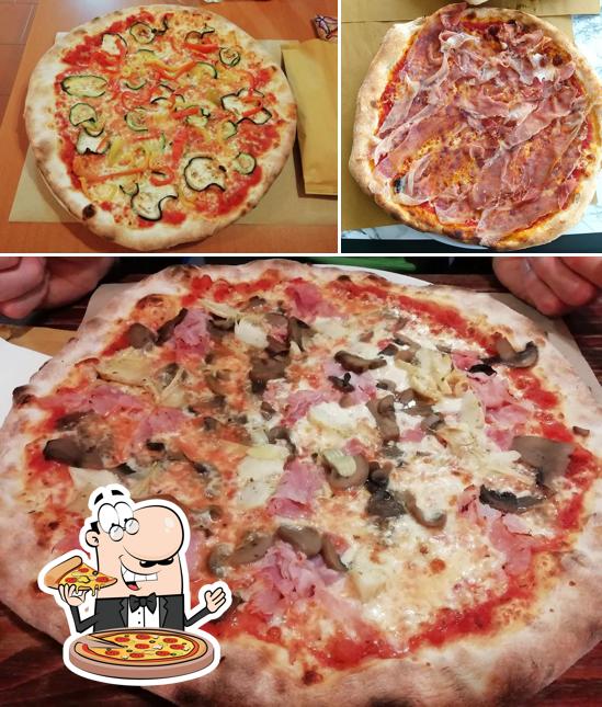 Prenditi tra le svariate varianti di pizza