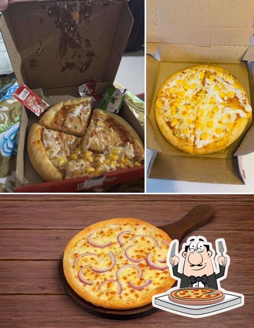 Pick pizza at Hawaiian Pizza