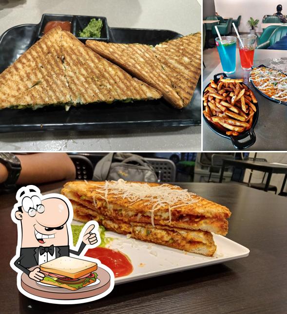 Grilled cheese sandwich at Axis Juice