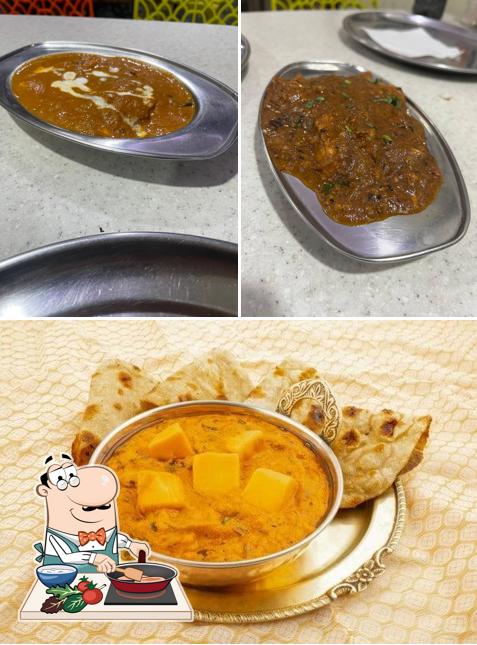 Chicken curry at Yash Aadi Food Corner