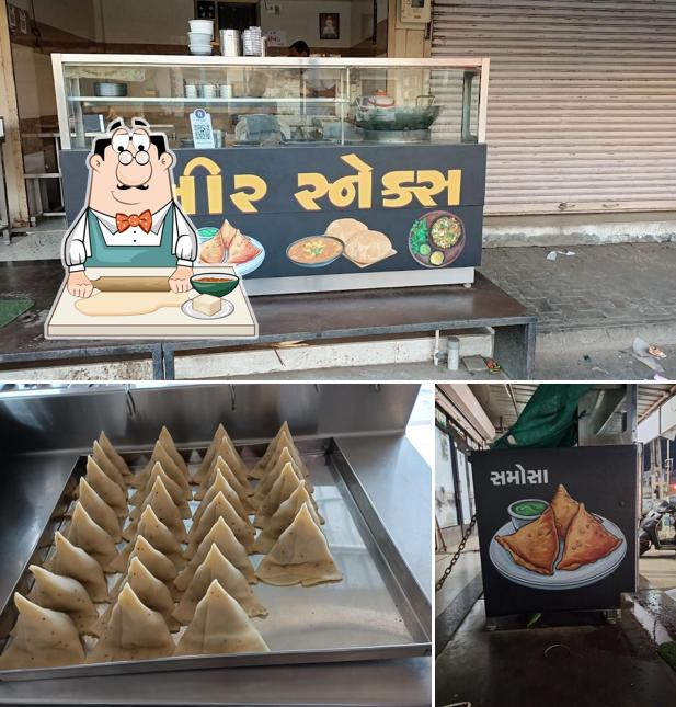Samosa at Kabir Snacks