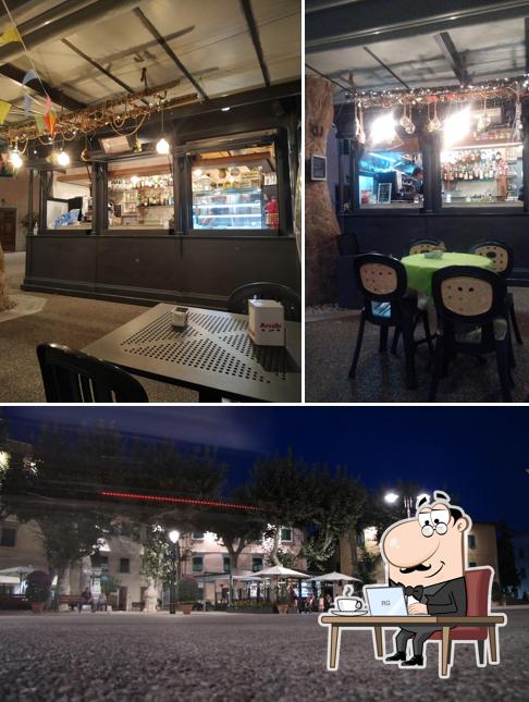 La interni e esterno del ristorante