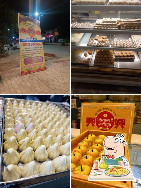 Food at New Shivanshi Sweets & Namkeen