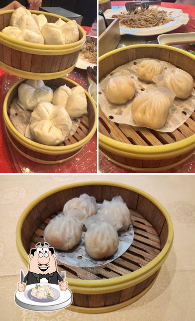 Dumplings em Restaurante chinês Champs Elysées 香榭丽舍