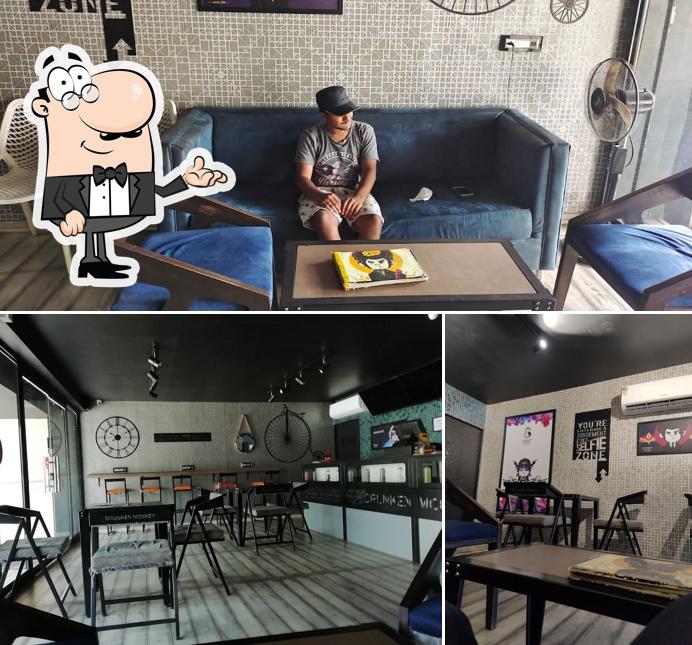 Check out how Drunken Monkey looks inside