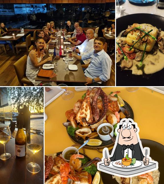 Comida em Restaurante Lafayette