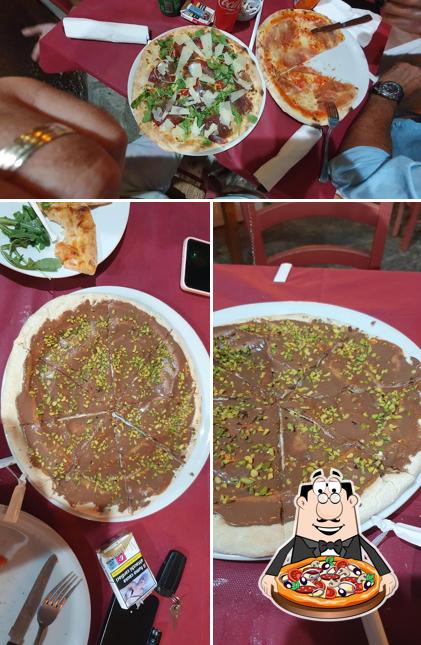Scegli una pizza a Focacceria Belvedere