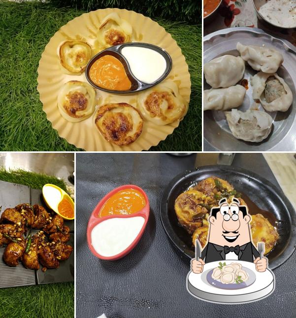 Dumplings at EAAT STREET MOMO HUT
