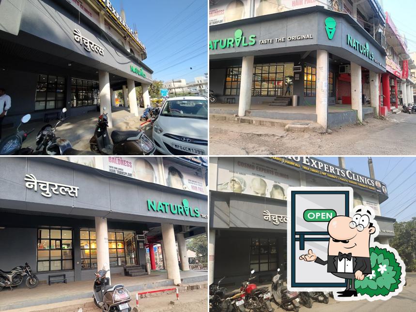 Enjoy the view at the outside area of Naturals Ice Cream