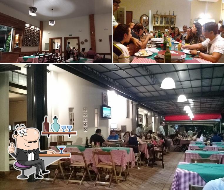 O interior do Pedaço da Pizza