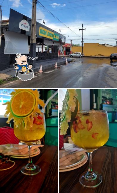O Bem Dito Bar Vinhais se destaca pelo comida e exterior