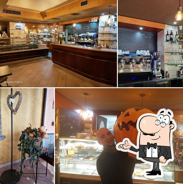 Gli interni di bar total