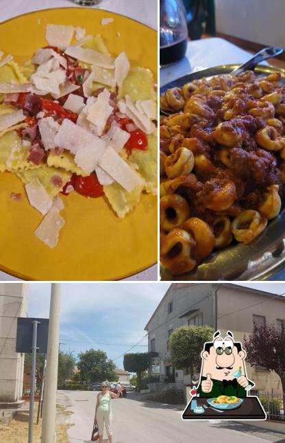 La immagine di cibo e esterno da Osteria Delle Casette