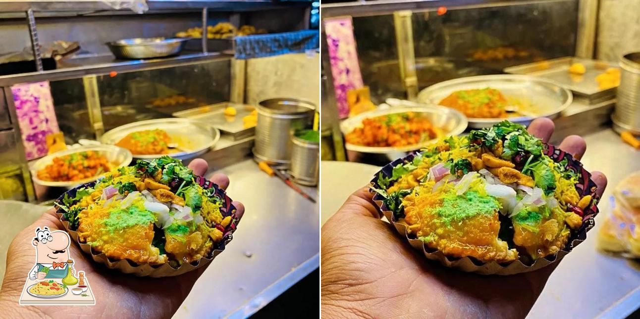 Food at Manbhavn Dabeli & Ghugra