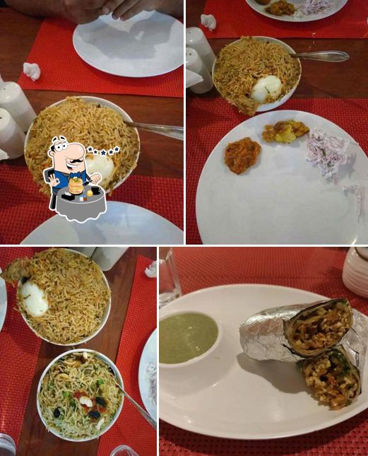 Food at Thangachi Ammal Unavagam