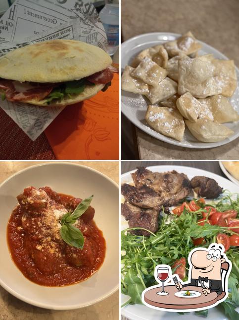 Cibo al Vecchia Pizzeria La Puccia