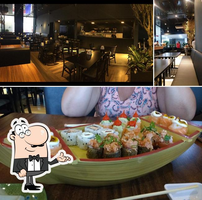 O interior do China Cook & Kampai Sushi