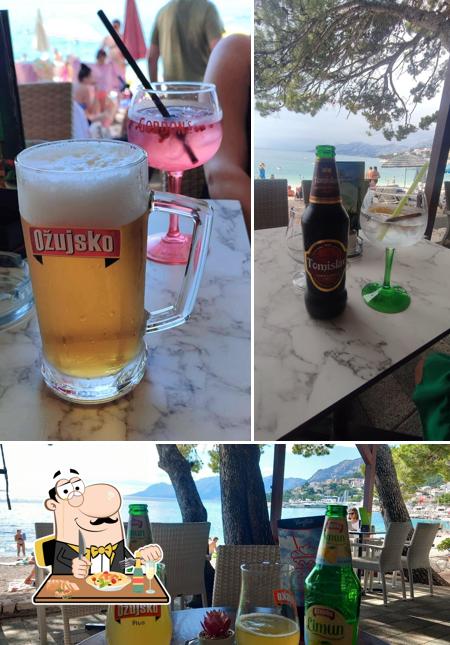 Cibo al Beach Bar Strong