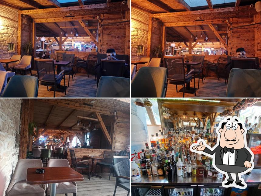 Gli interni di Bass bar Pula