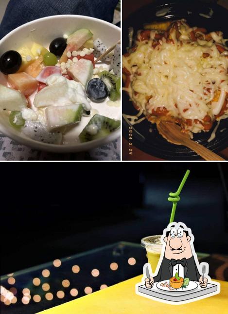 The photo of 9834 The Fruit Truck, Ahmedabad (Sola-Science City)’s food and beverage