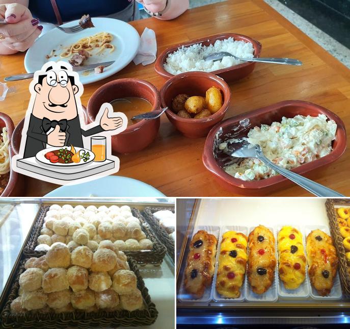 Comida em Padaria Eskina do Pão