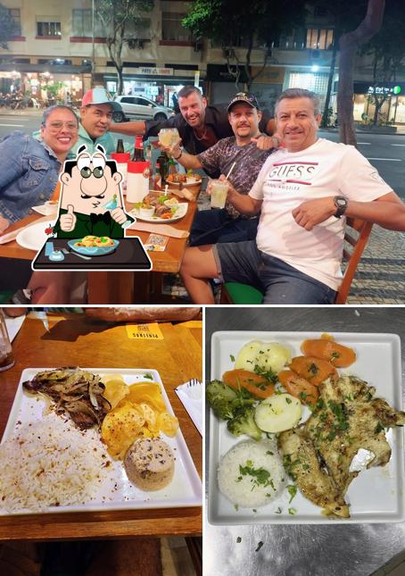 Costeletas de porco em PENETRAS BAR