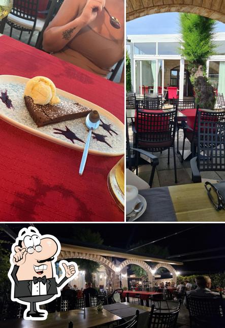 Gli interni di Restoran Atrium