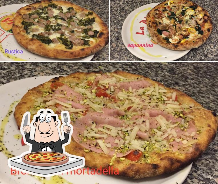 Scegli una pizza a La Capannina