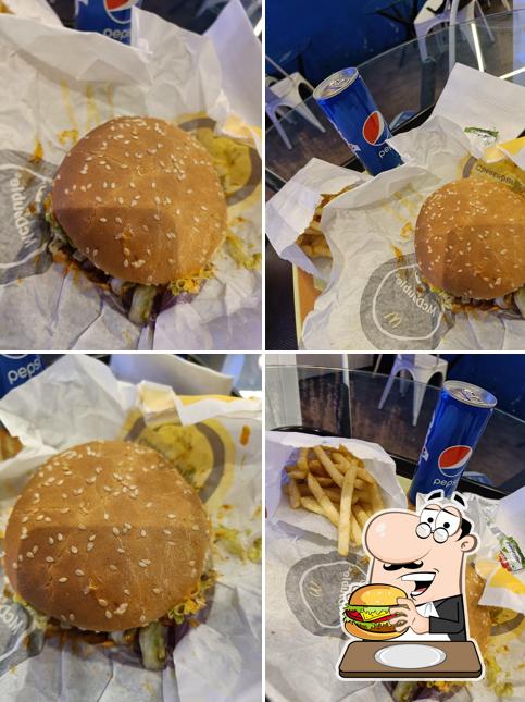 Burger Heavens - Best Cafe in bhiwandi’s burgers will suit different tastes