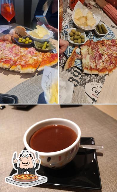 Scegli una pizza a Bar Prestige