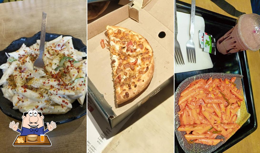 Food at The Pizza Story