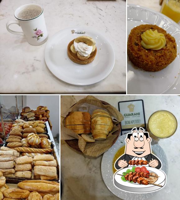 Comida em Padaria Guarani