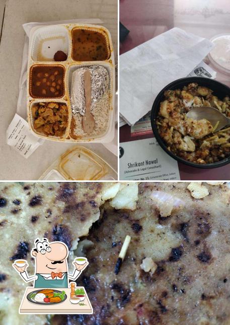 Food at Delicious Hut
