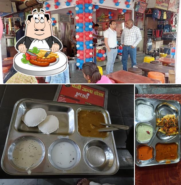 Food at Vegi Anna Dosa