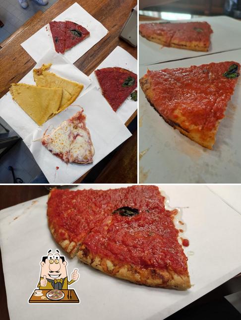 Scegli tra le svariate varianti di pizza