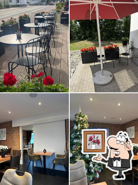 Tiny Café