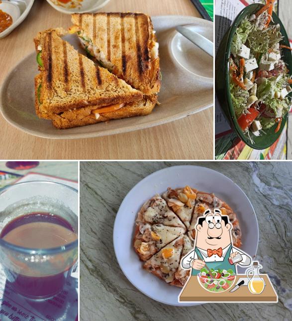 Greek salad at Queenie's Oven Green Cafe