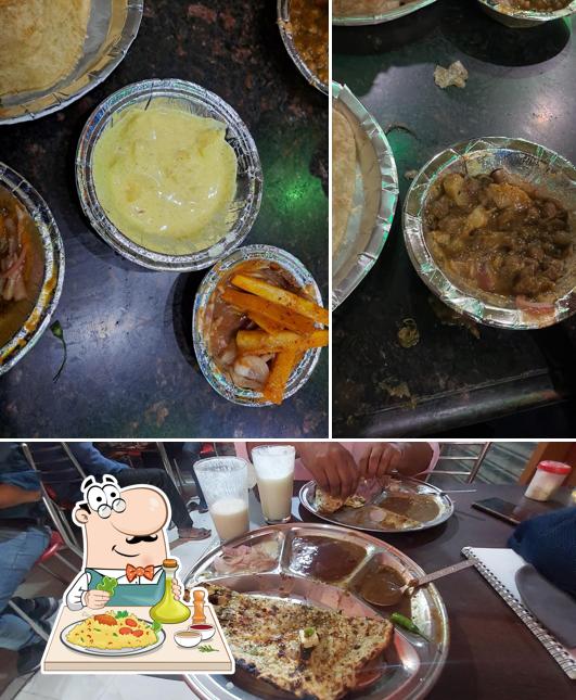 Food at Shankar Chole Bhatura