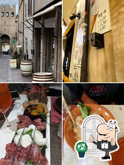 Puoi goderti l'aria fresca da seduto all'esterno di Bar Caffè del Corso Montefalco
