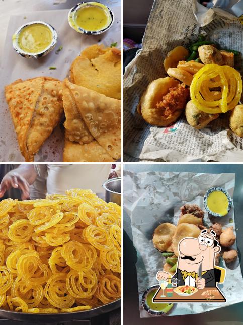 Food at Lalabhai Bhajiyawala