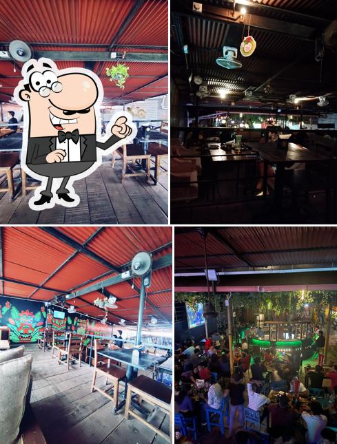 The interior of Hakuna Matata
