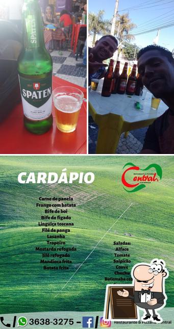 Desfrute da vista da área externa do Bar e Restaurante Central