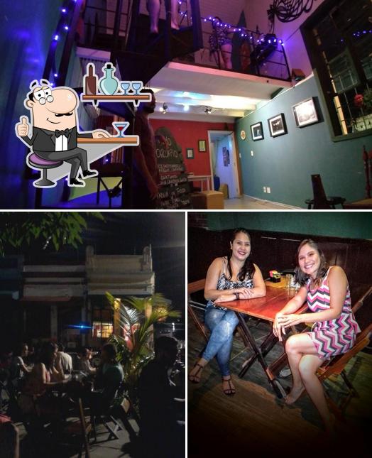 O interior do Bar Composição - Batista Campos