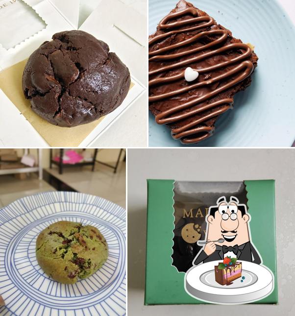 Chocolate cake at MIO - Made in Oven (cloud kitchen)