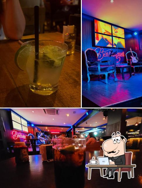 A foto do Bestburguer Itajaí’s interior e bebida