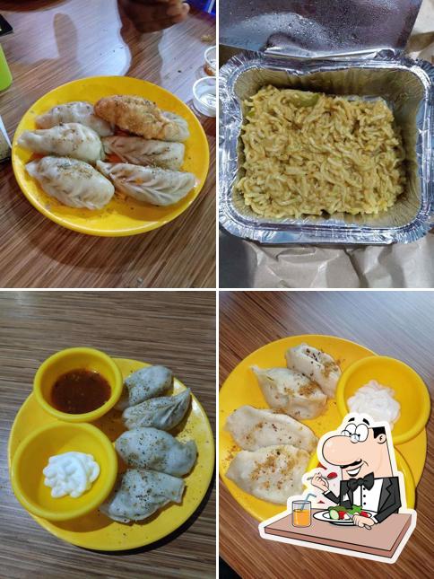 Food at 123 Cafe & Restaurant