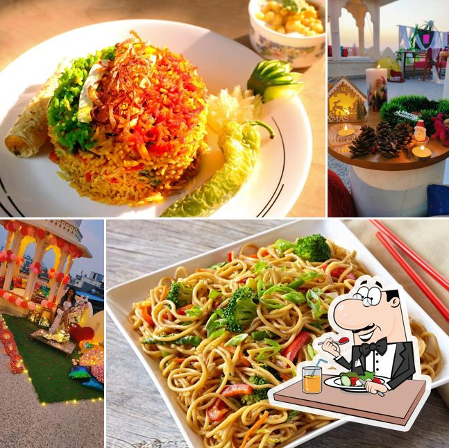 Food at Pakwaan Candlelight Dinner Restaurant
