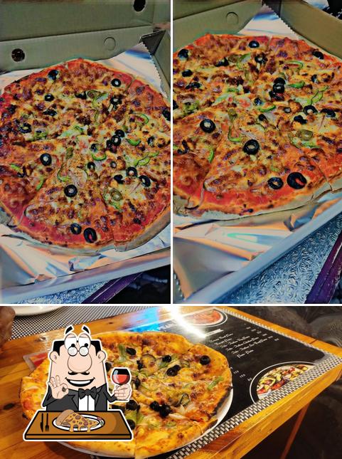 Get various kinds of pizza